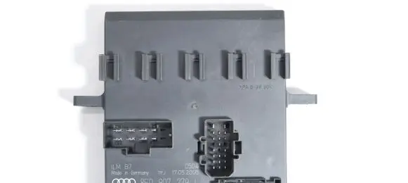 Audi A4 S4 B7 8E 8H Comfort/convenience module 8E0907279L