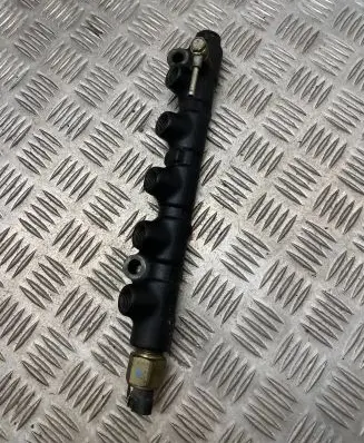 Toyota Avensis T220 Fuel main line pipe 8945812010