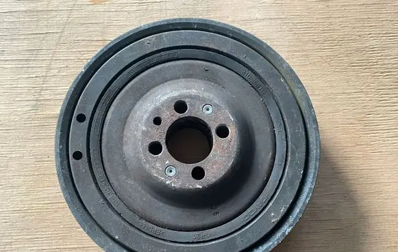 Opel Zafira B Crankshaft pulley