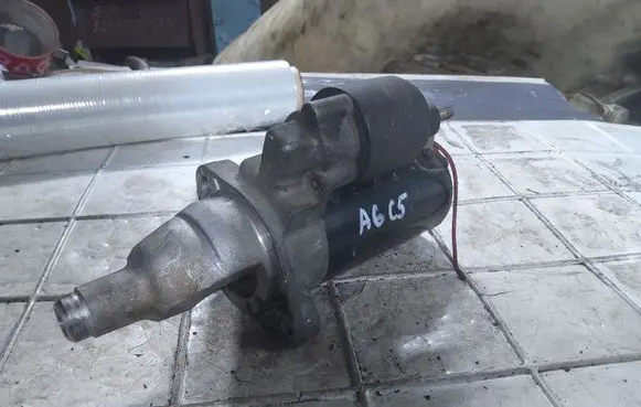 Audi A6 S6 C5 4B Starter motor 1005821953 059911023