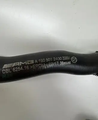 Mercedes-Benz AMG GT R190 C190 Engine coolant pipe/hose A1905012400 625416