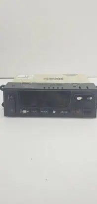 Subaru Legacy Climate control unit 72311AC200 2J11034700