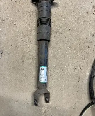 Jeep Grand Cherokee Rear shock absorber/damper 68231880AA 1A16491A 55553E