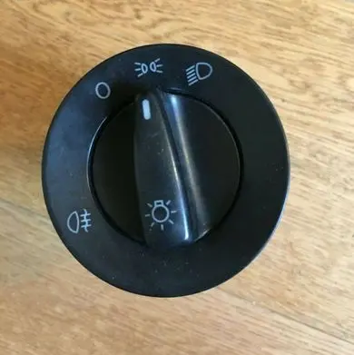 Volkswagen PASSAT B5 Light switch 1C0941531 04052030