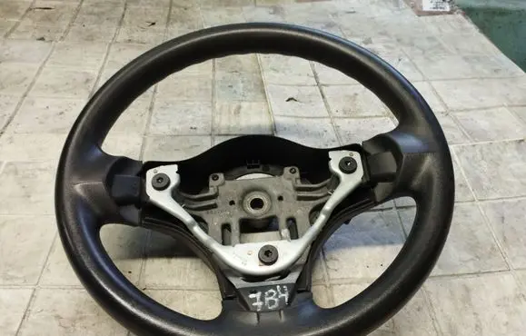 Mitsubishi Colt Steering wheel MR977310 MR955201 MZ313102