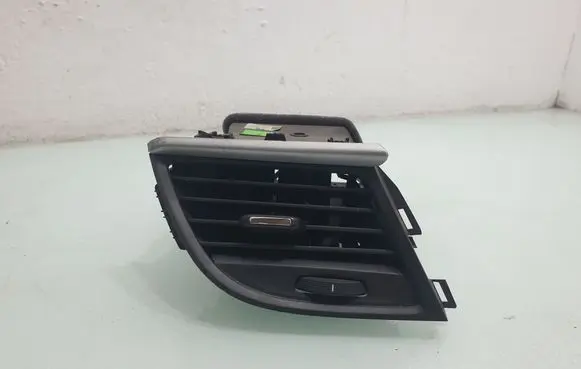 Opel Zafira C Dashboard side air vent grill/cover trim 13432401