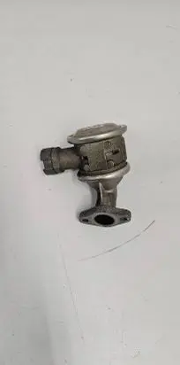 BMW 5 E60 E61 EGR valve 72823800