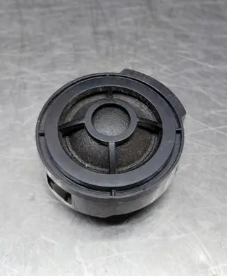 Front door high frequency speaker
