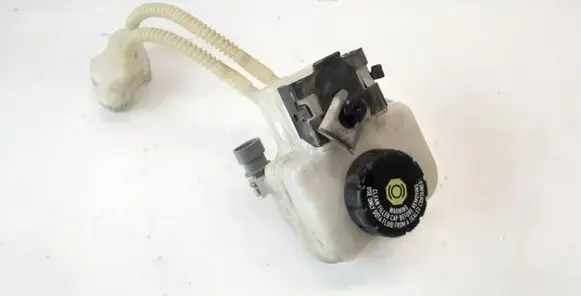 Brake fluid reservoir