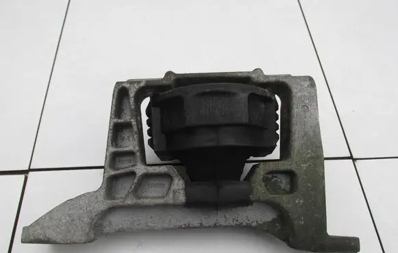 Ford Transit Engine mount bracket AV616F012FB