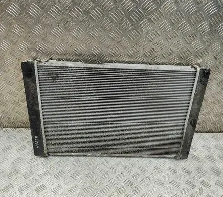 Toyota Auris 150 Coolant radiator MF422133 164000N060