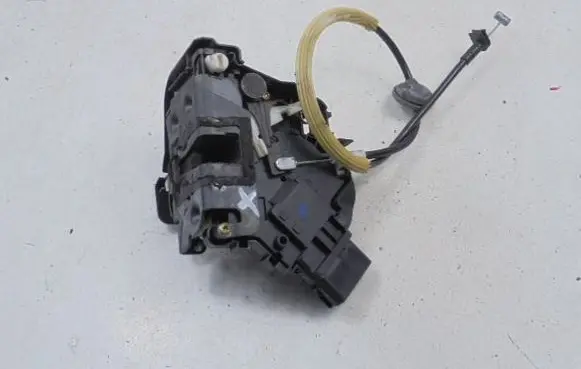 Ford Focus C-MAX Rear door lock 3M5AR26413BK