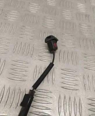 BMW 5 E60 E61 Windshield washer spray nozzle 7132969 3903