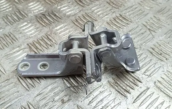 Mitsubishi Outlander Rear door hinge set 