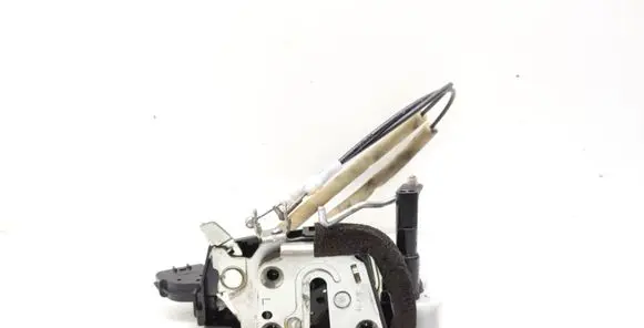 Nissan Leaf I (ZE0) Front door lock