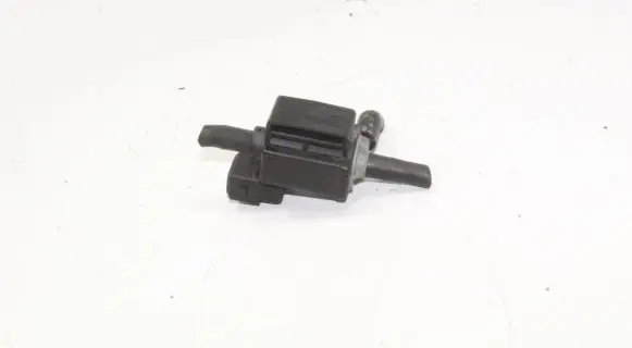 Jaguar XF X250 Brake central valve 70243600