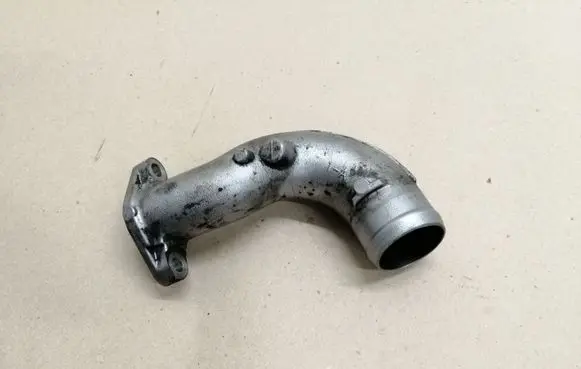 Nissan X-Trail T30 Intercooler hose/pipe