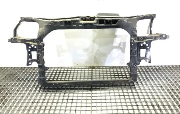 Seat Ibiza III (6L) Front bodywork piece 