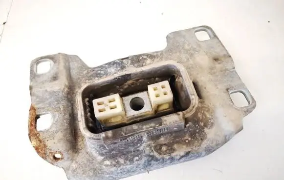 Ford Kuga I Engine mount bracket v617m121ab v61-7m121ab