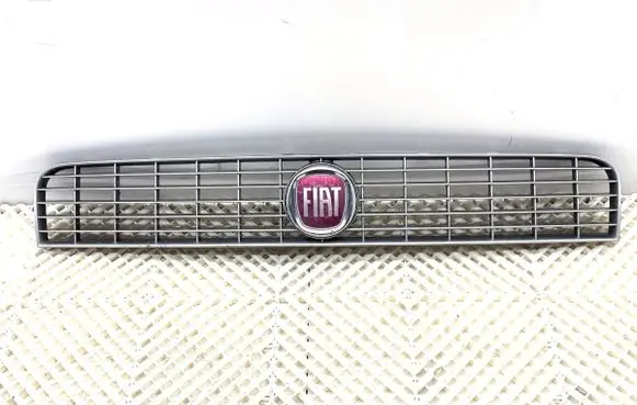 Fiat Grande Punto Front grill 73533577