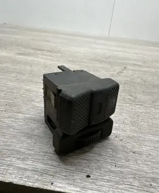 Volkswagen Golf II Light switch 7941531