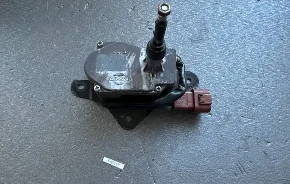 Nissan Patrol Y60 Wiper motor 2866122J00