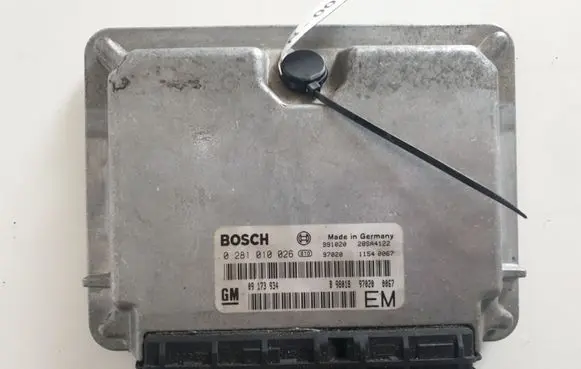 Opel Frontera B Engine control unit/module 0281010026