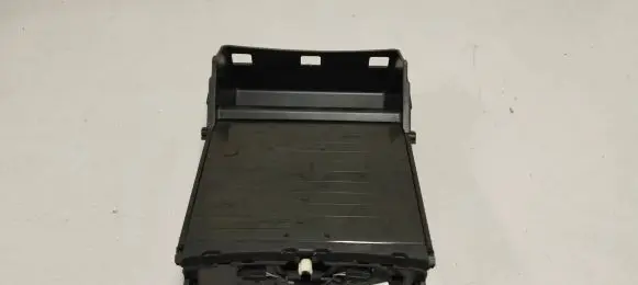 Mercedes-Benz GLE (W166 - C292) Cup holder 16956629