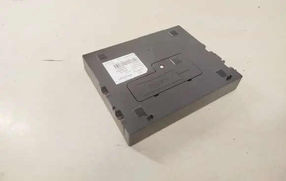 Subaru Crosstrek II Central body control module 86222FL120 A2C1980980100
