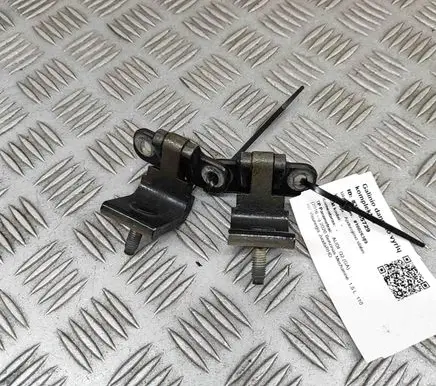 Audi Q2 - Tailgate/trunk/boot hinge 8V3827299B