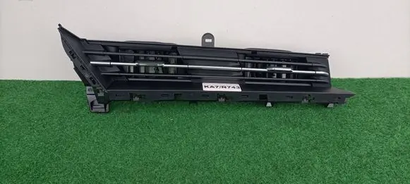 Audi Q4 e-tron Dashboard side air vent grill/cover trim 89C820951
