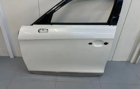 Citroen DS5 Front door