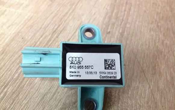 Audi Q5 SQ5 Airbag deployment crash/impact sensor 8K0955557C