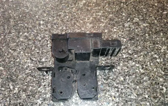 Renault Laguna II Tailgate/trunk/boot lock/catch/latch 8200000894 7700430941
