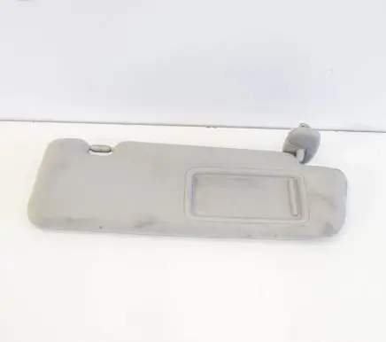 Sun visor
