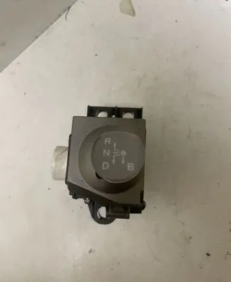 Toyota Prius (XW20) Gear shifter/selector 8945147030