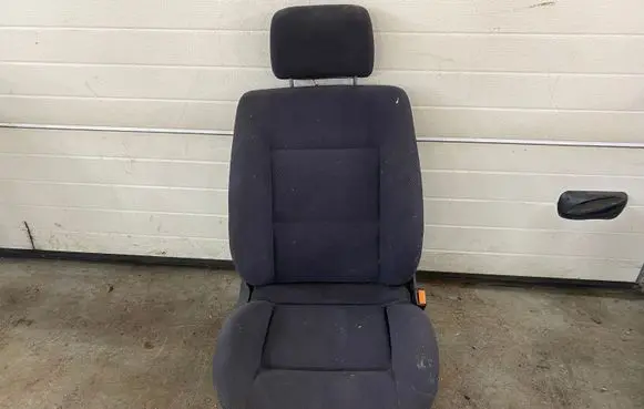 Front passenger seat