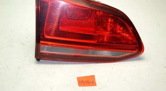 Tailgate rear/tail lights