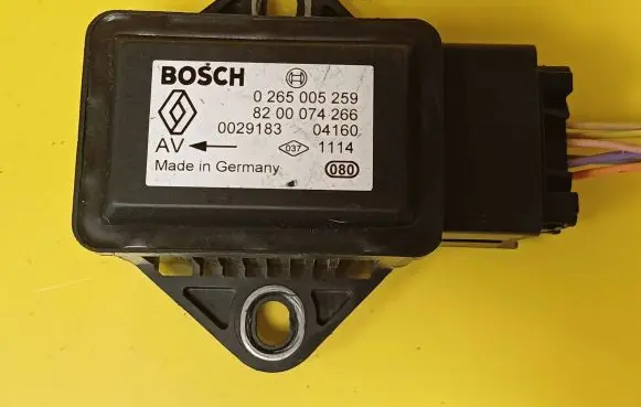 Renault Scenic II - Grand scenic II ESP acceleration yaw rate sensor 0265005259 8200074266