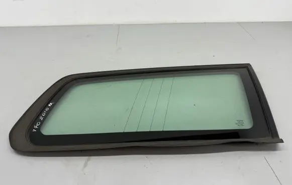 Volvo V70 Rear side window 43R000470