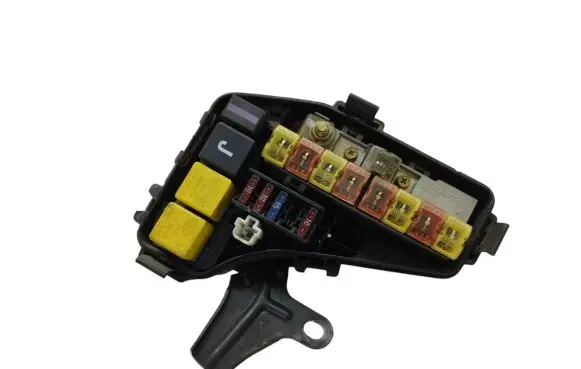 Volvo S70 V70 V70 XC Fuse module 9162084 9128576