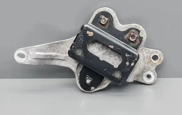 Honda Civic IX ABS pump bracket 
