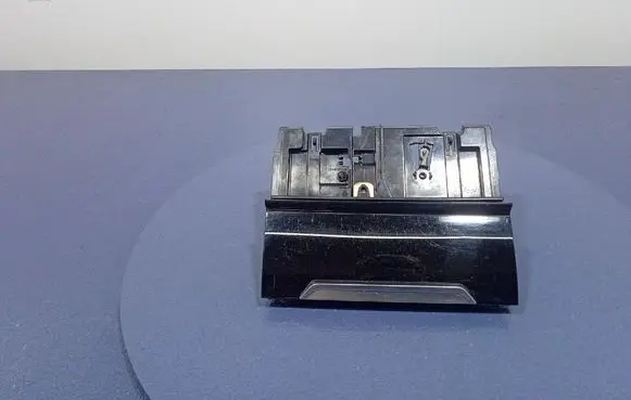 Volkswagen PASSAT B7 USA Glove box 3G1863284