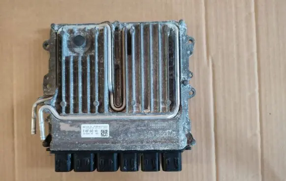 BMW 7 G11 G12 Engine control unit/module 9487643