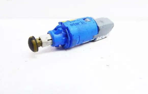 Clutch pedal sensor