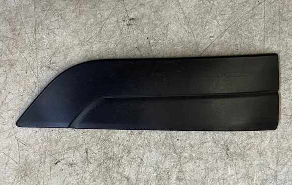 Iveco Daily 6th gen Fender grill 5801847132