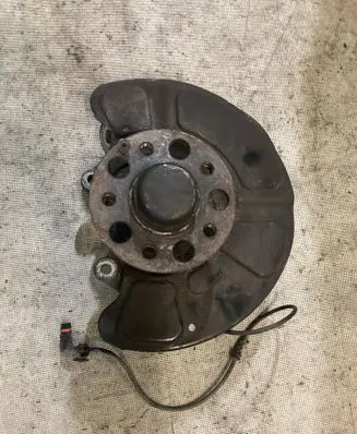 Mercedes-Benz E W212 Front wheel hub spindle knuckle