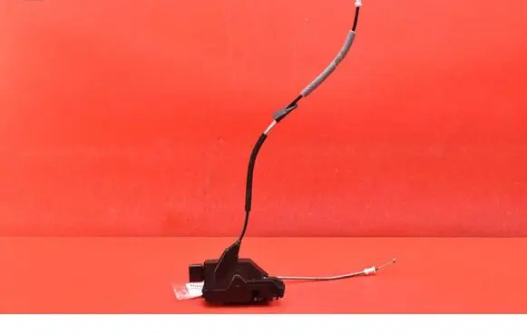 Citroen DS5 Front door lock 9686919380