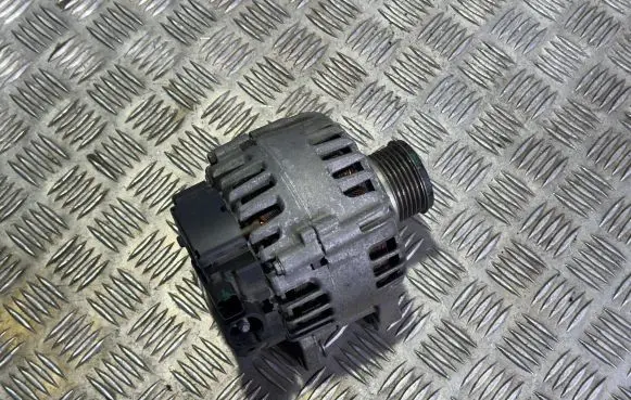 Opel Crossland X Generator/alternator 9670899580
