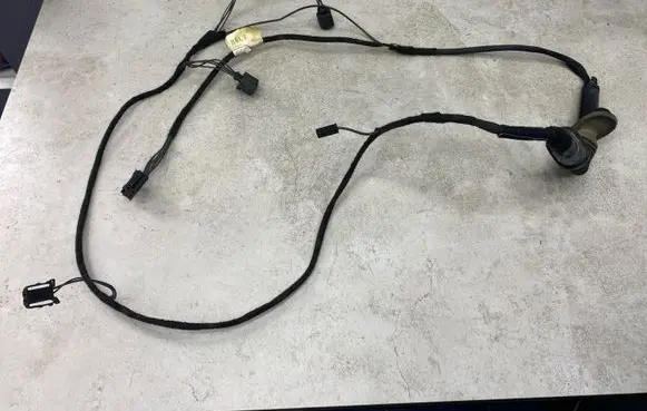 Volkswagen PASSAT B6 Tailgate/trunk wiring harness 